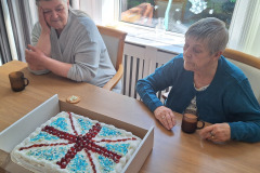 VE Day cake decorating