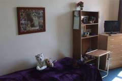 charnley-house-nursing-care-home-hyde-bedroom