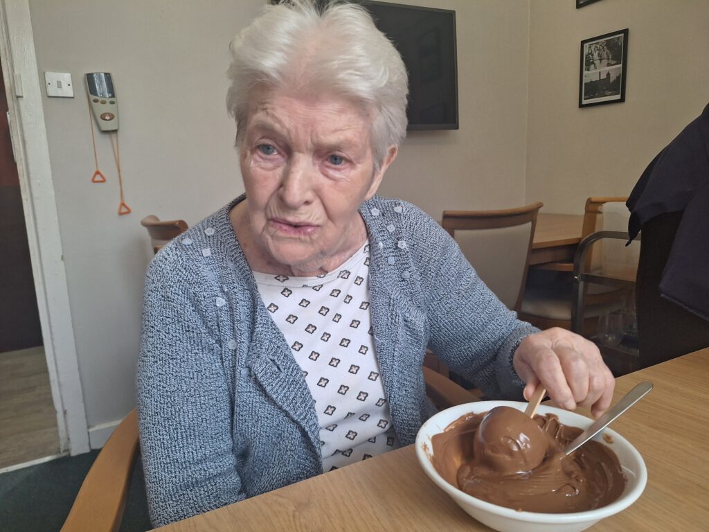 Halloween at Charnley House - making chocolate apples